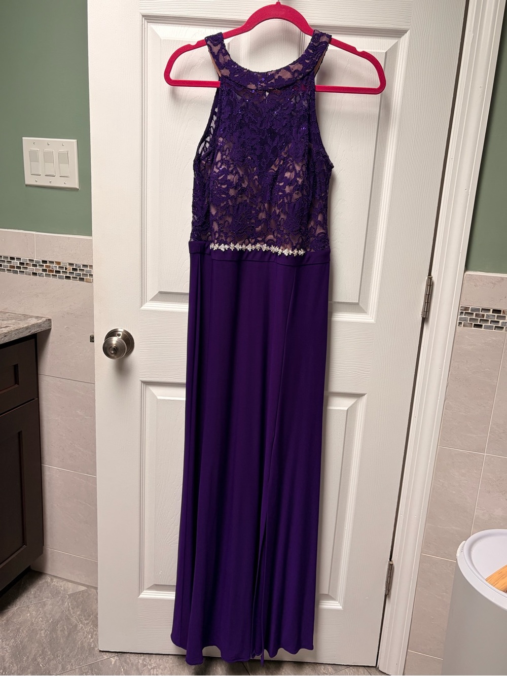 Elegant Purple Lace Bodice Gown/Maxi Dress